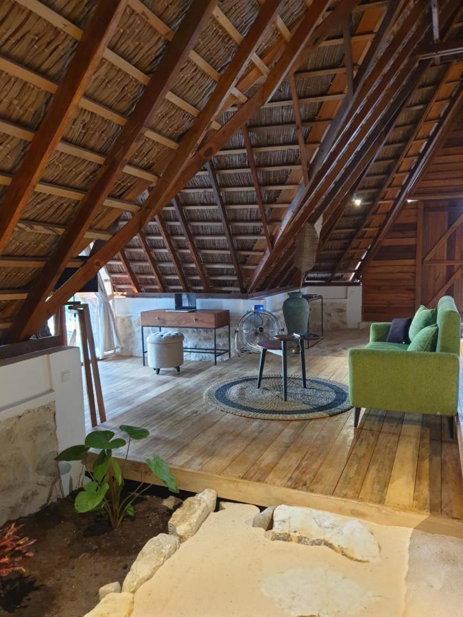 81 Palms Resort Nembrala Luaran gambar